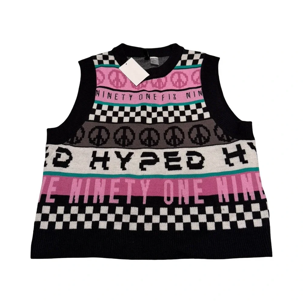 H&M Divided Small Peace Sign Checkerboard Graphic Knit Sweater Vest NWT‎